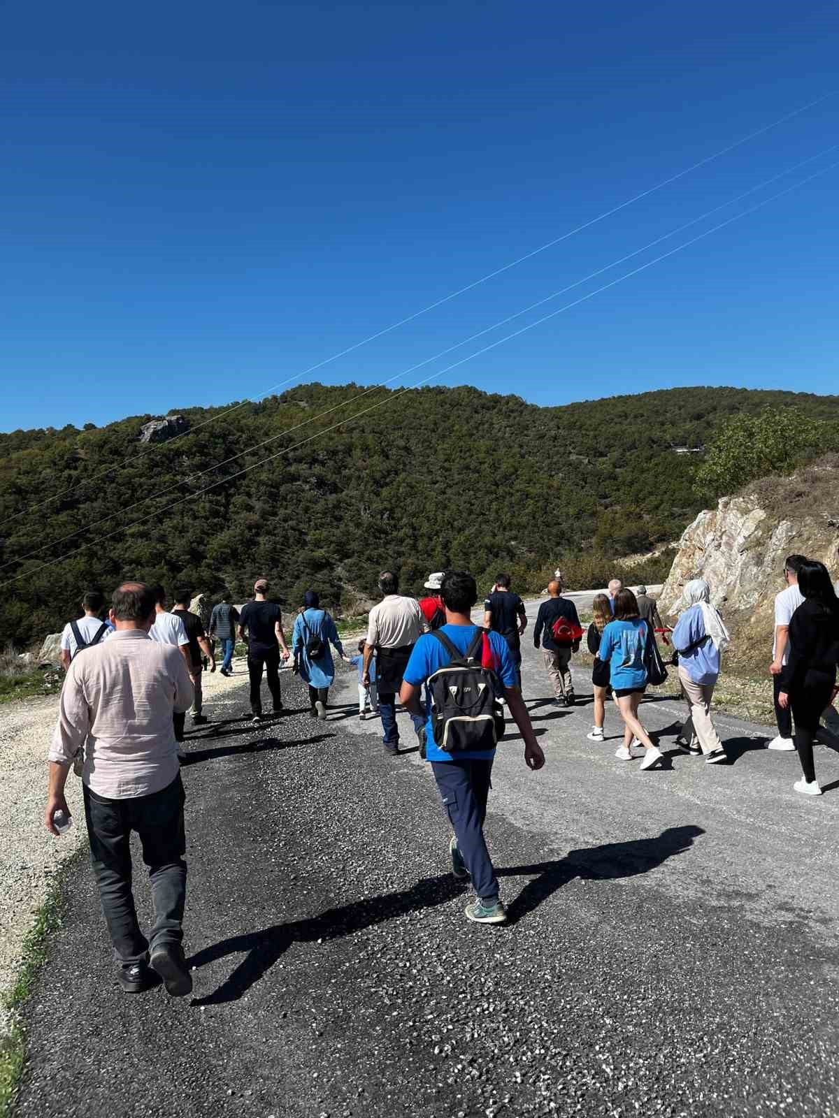 Doğanın g&uuml;zelliklerini keşfetmeye &ccedil;ıktılar
