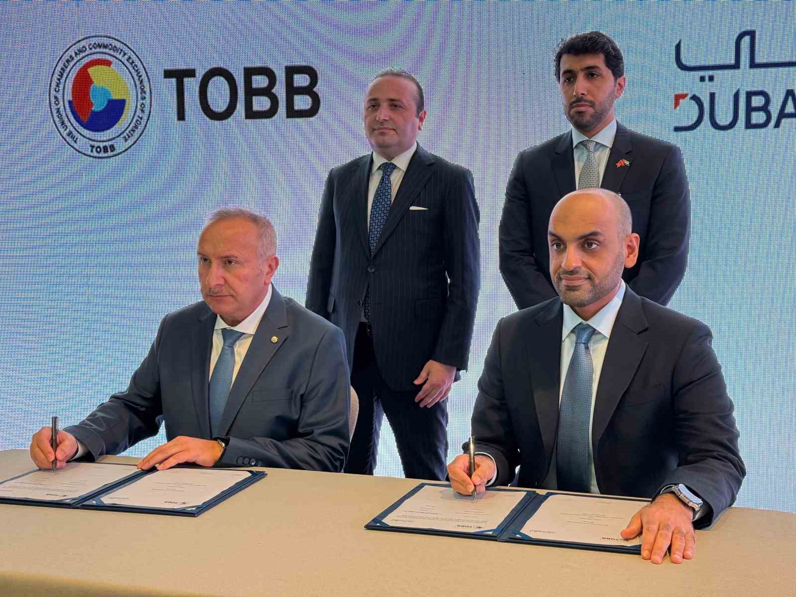 &rsquo;&rsquo;T&uuml;rkiye ve BAE ile ikili ticaretin 25 milyar dolar seviyesini aşacağını d&uuml;ş&uuml;n&uuml;yoruz&rsquo;&rsquo;
