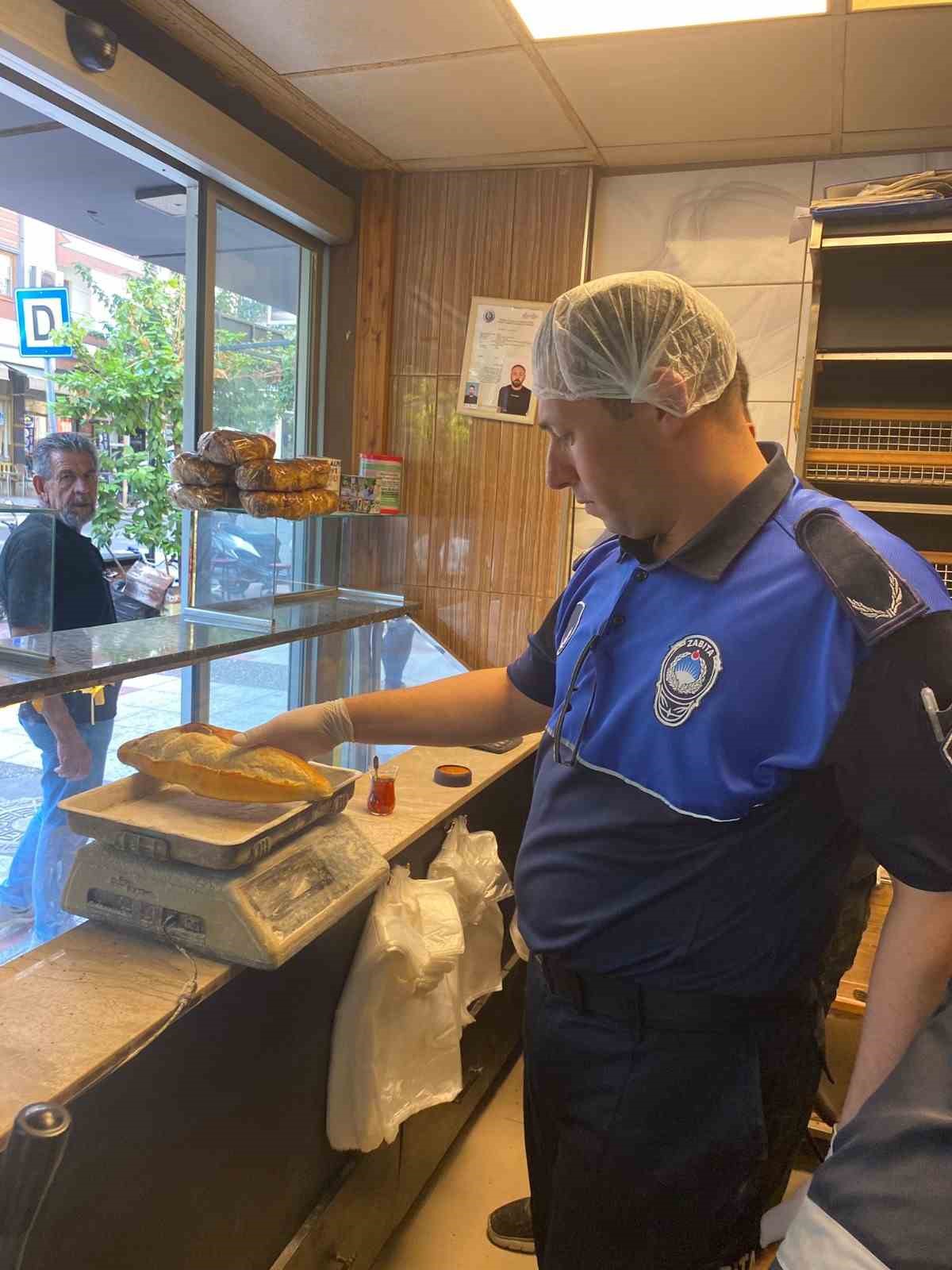 Manisa&rsquo;da zabıta ekiplerinden hijyen denetimi
