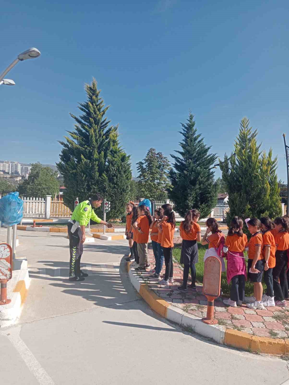 Tokat’ta geleceğin sürücüleri eğitiliyor
