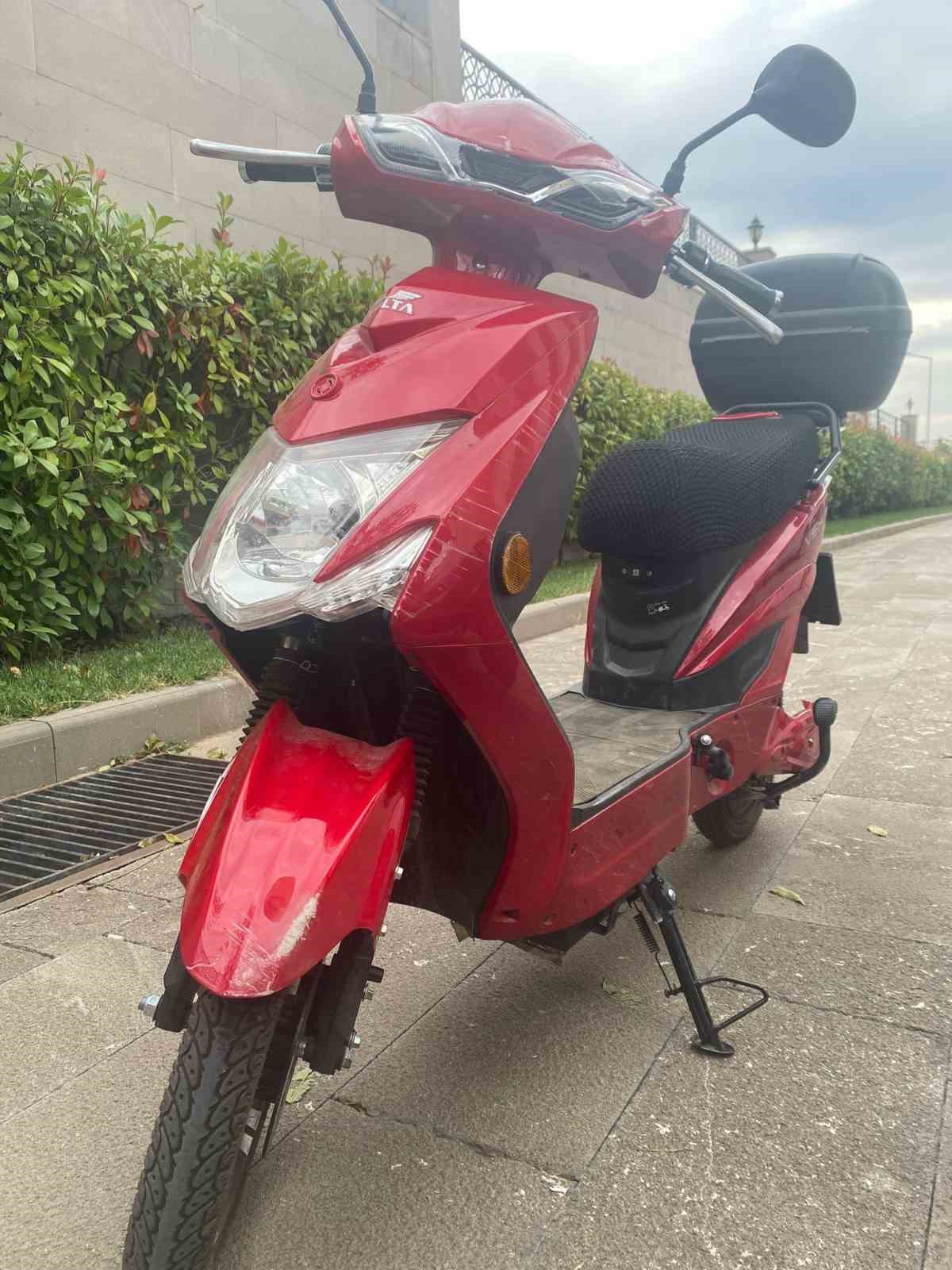 Otomobil ile motosiklet çarpıştı: 1 yaralı
