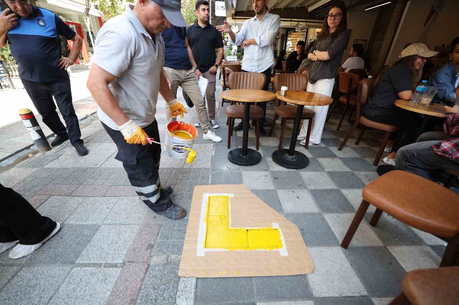 Bakırköy Belediye Başkanı meclis toplantısında çalışmalarını anlattı
