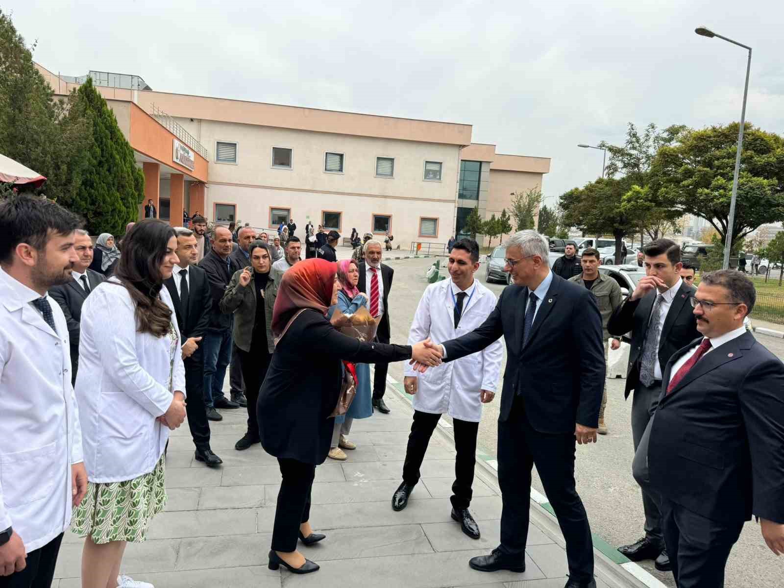 Sağlık Bakanı Prof. Dr. Kemal Memişoğlu: "Iğdır’da 400 yataklı hastanemizin yapımına çok yakında başlıyoruz"
