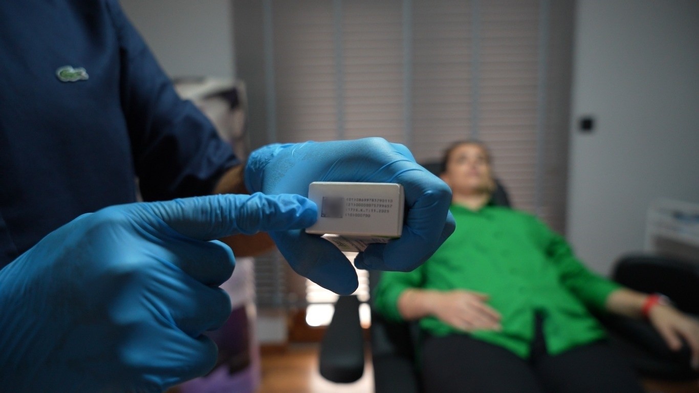 Estetikte sahte &uuml;r&uuml;n tehlikesi: &Ouml;l&uuml;mle sonu&ccedil;lanan vakalar oluşabiliyor
