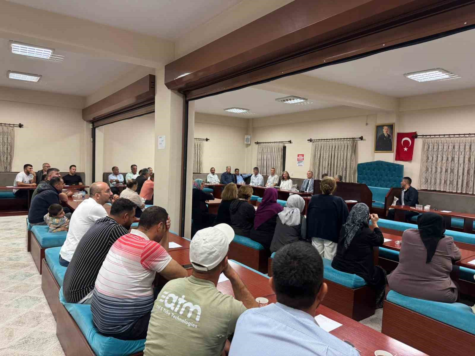 Başkan Balaban Atat&uuml;rk Mahallesi sakinleriyle buluştu
