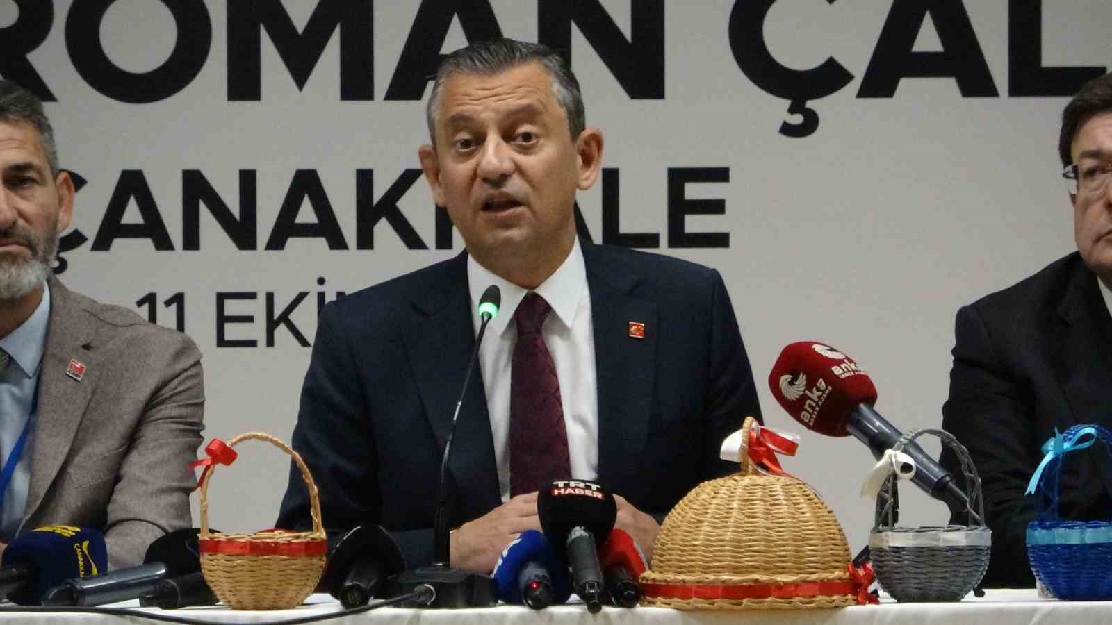 CHP Genel Başkanı &Ouml;zel: "İktidarı bir şekilde erken se&ccedil;ime zorlamak durumundayız"
