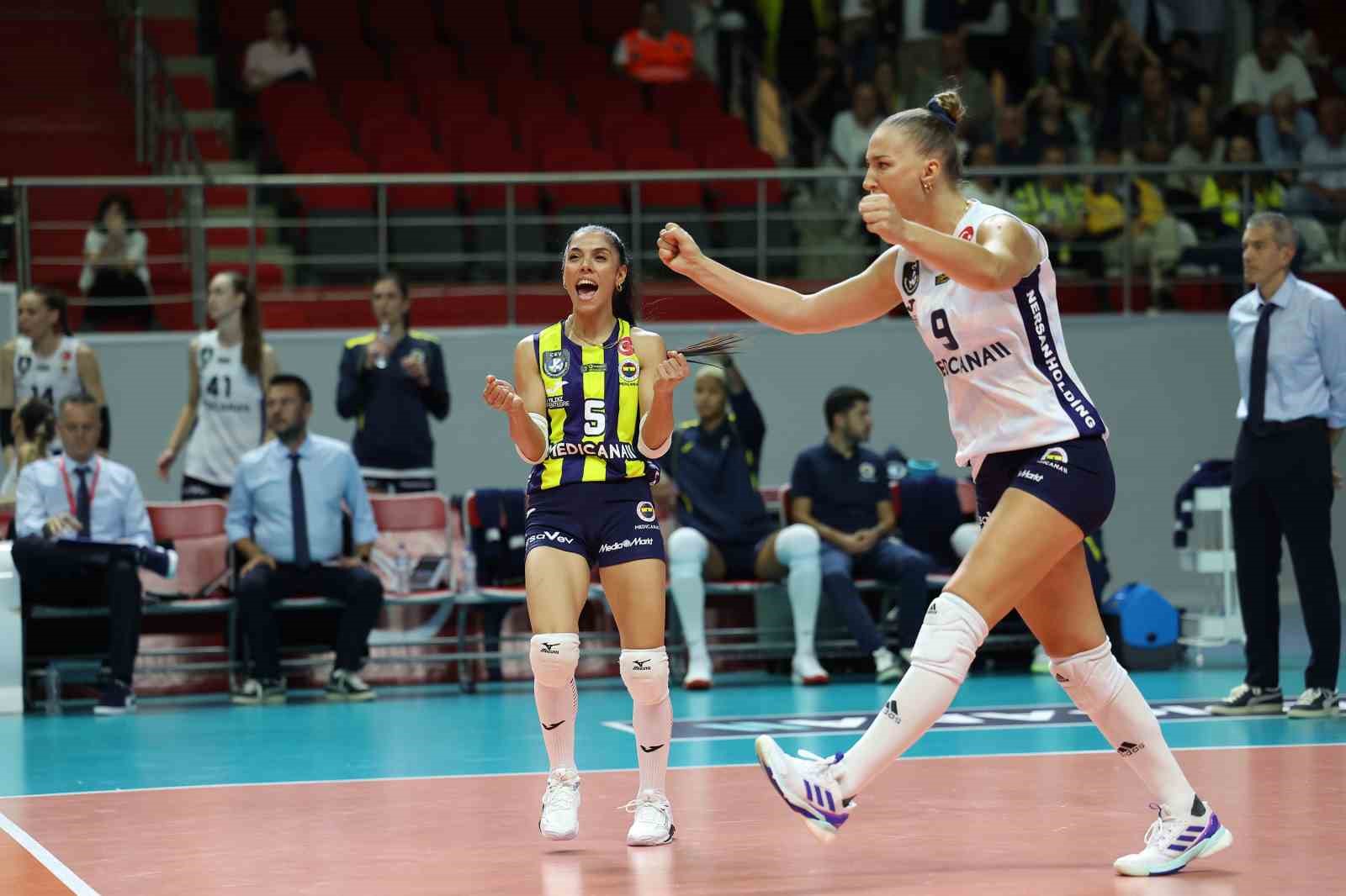 Sultanlar Ligi: Fenerbahçe: 3 - Nilüfer Belediyespor: 0
