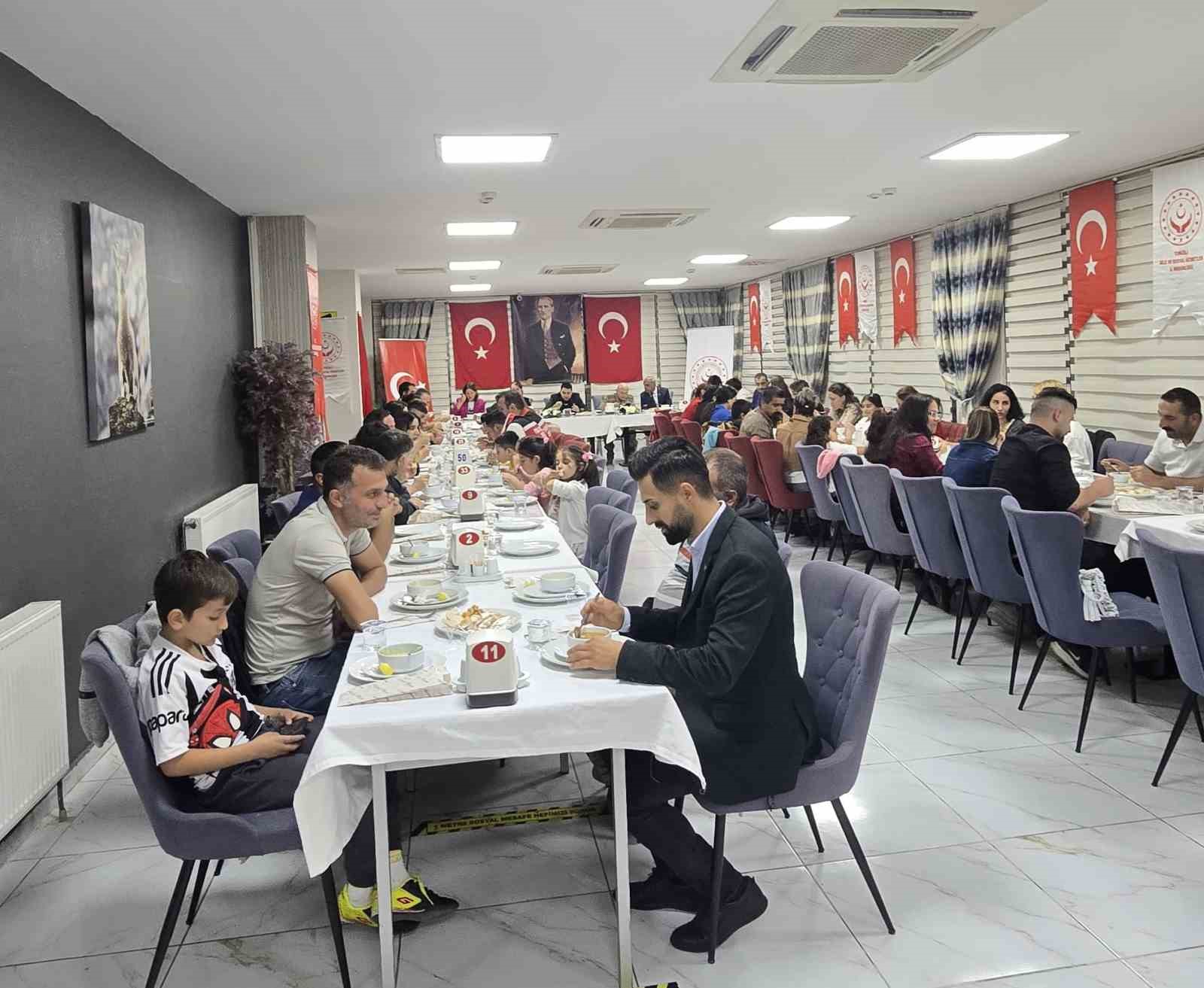 Tunceli’de, devlet korumasında yetişenlerin anlamlı buluşması
