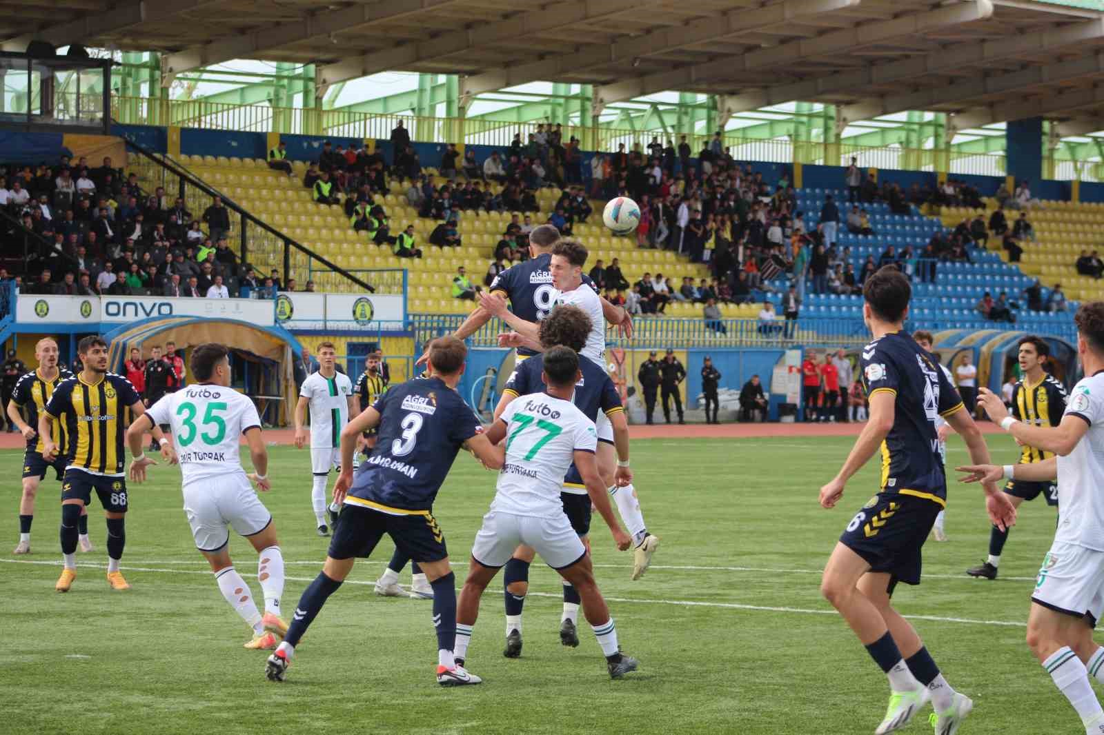 Denizlispor evine mağlup dönüyor
