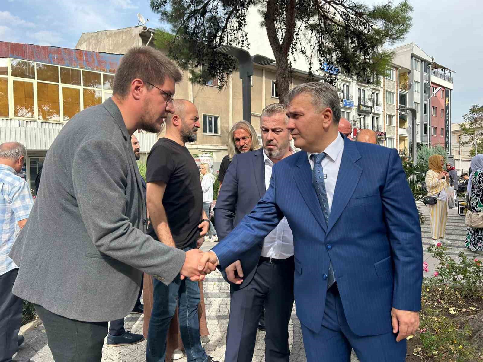 AK Parti Karesi İl&ccedil;e Kadın Kolları&rsquo;ndan Geleneksel Lokma Hayrı
