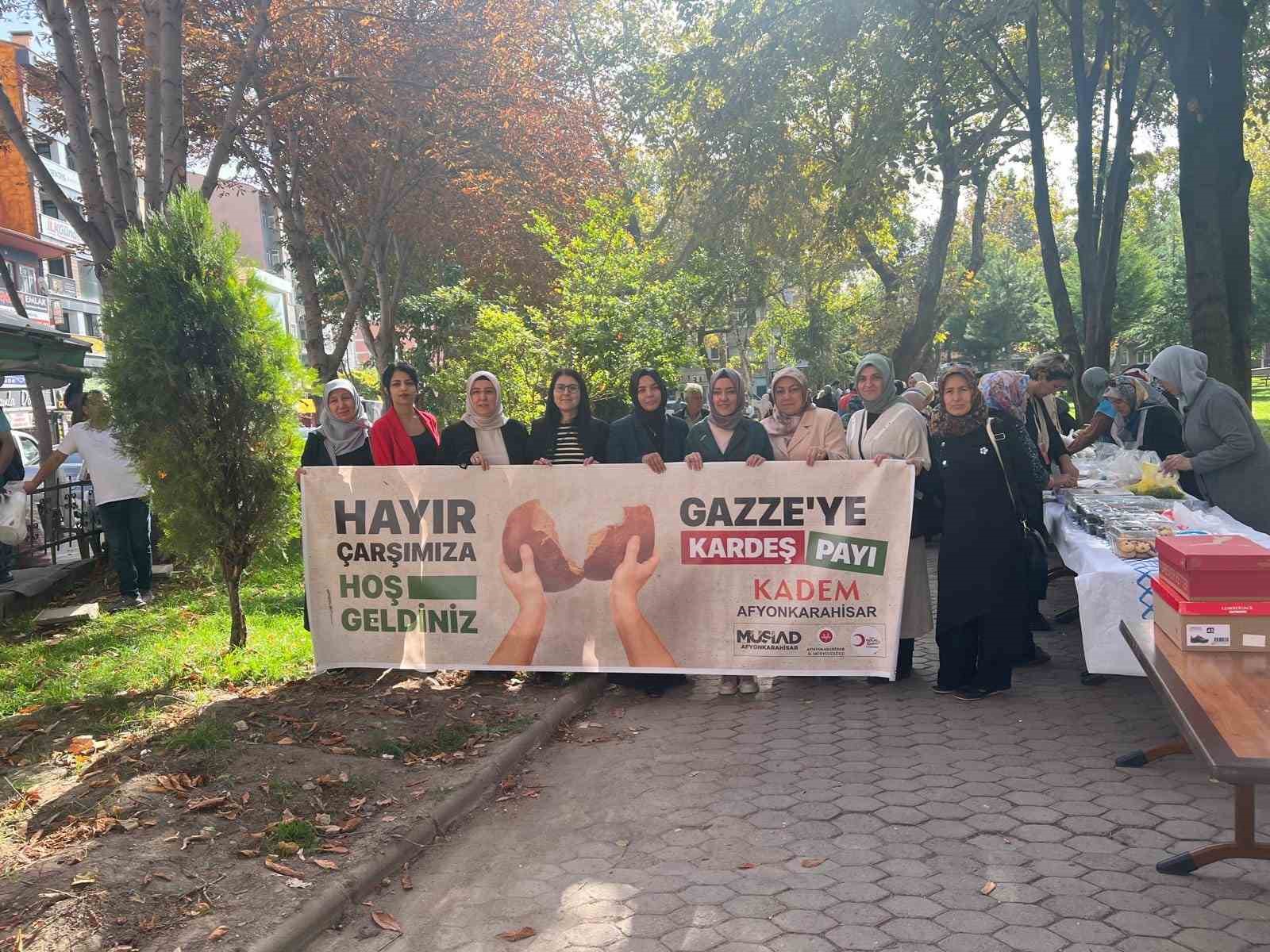 Afyonkarahisar’da Gazze için hayır çarşısı kuruldu