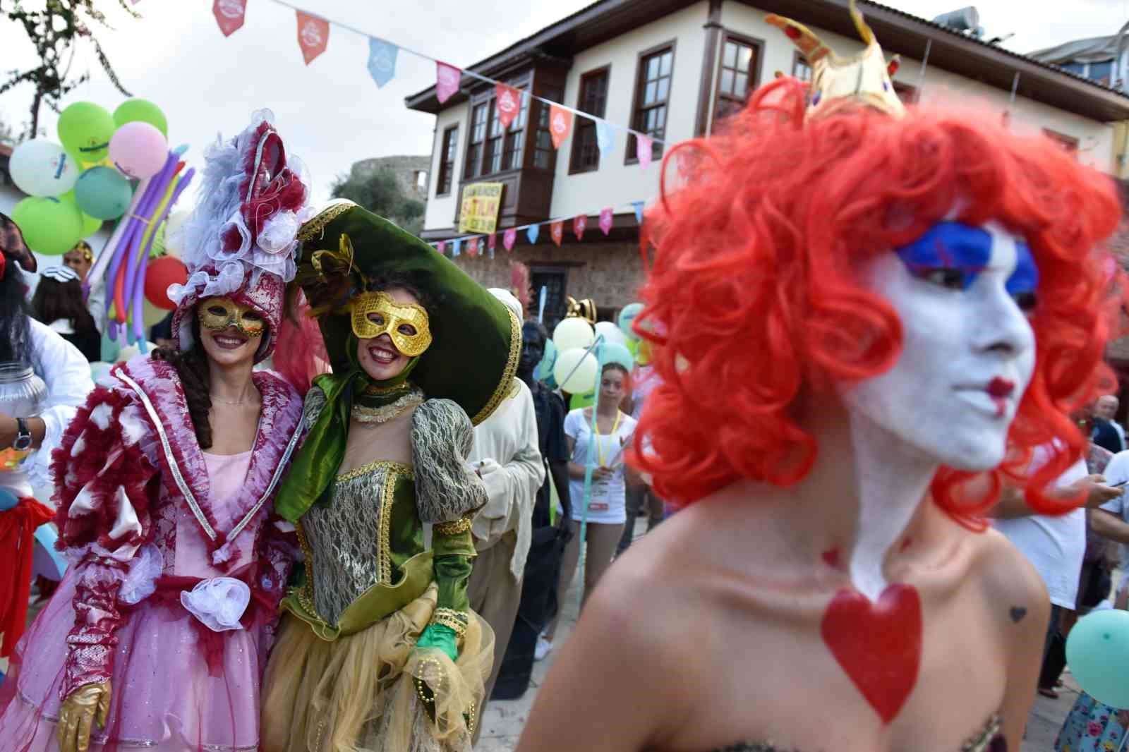 Kaleiçi Old Town Festivali’nin korteji 18 Ekim’de