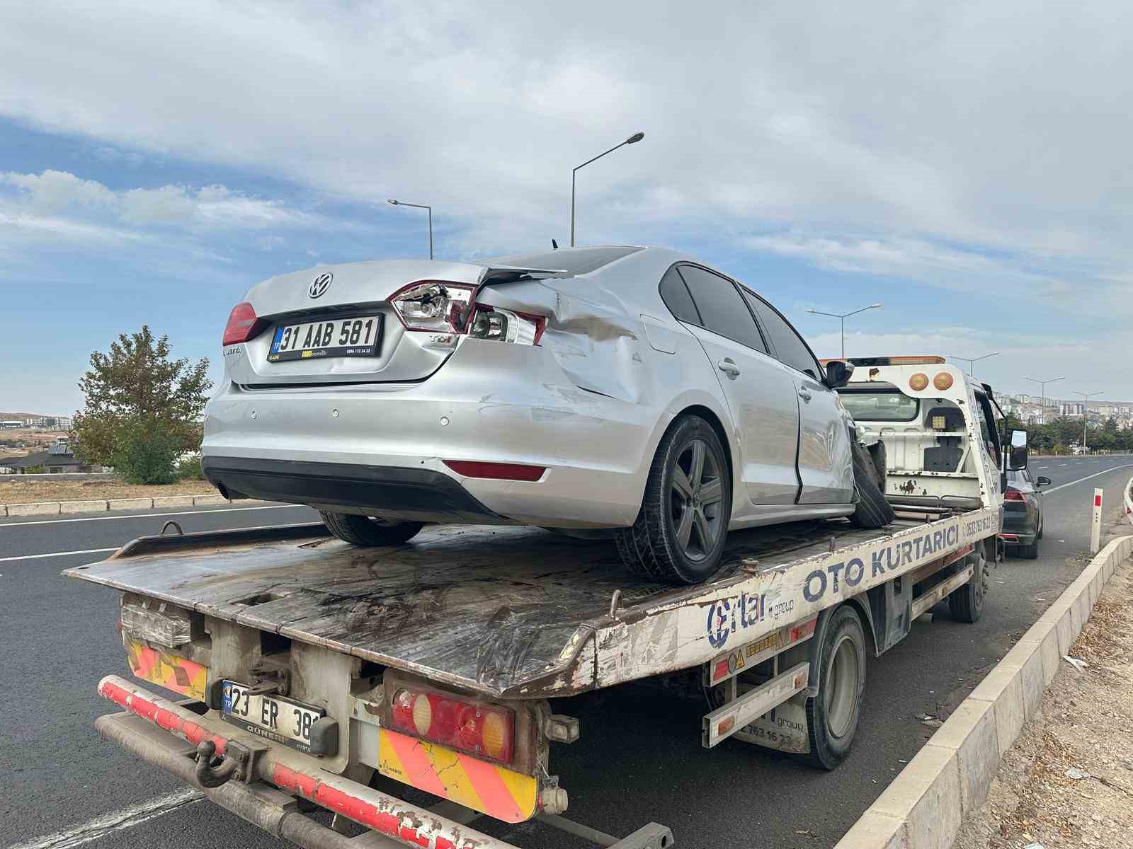 Elazığ’da trafik kazası: 2 yaralı
