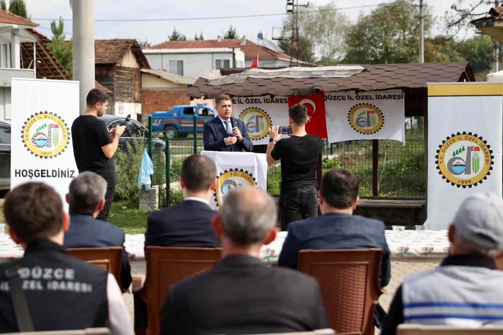 Kiraztarla içmesuyu şebeke çalışmasını yerinde incelediler
