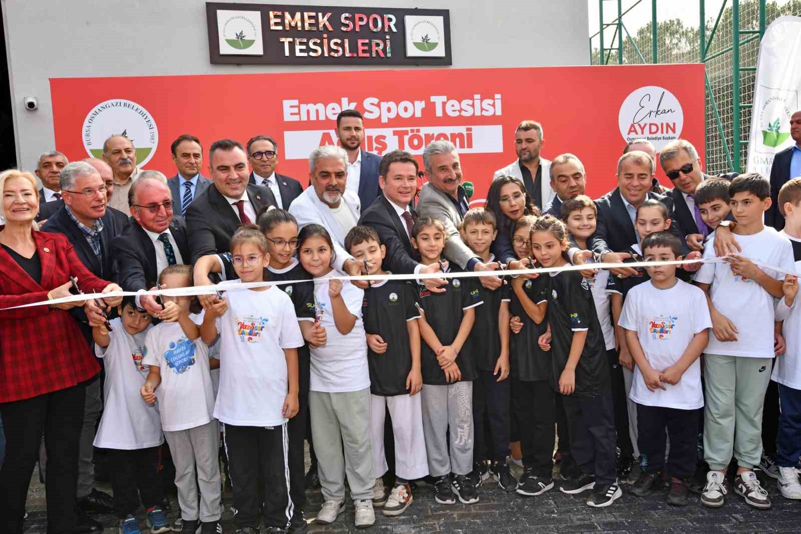 Emek Spor Tesisi hizmete açıldı