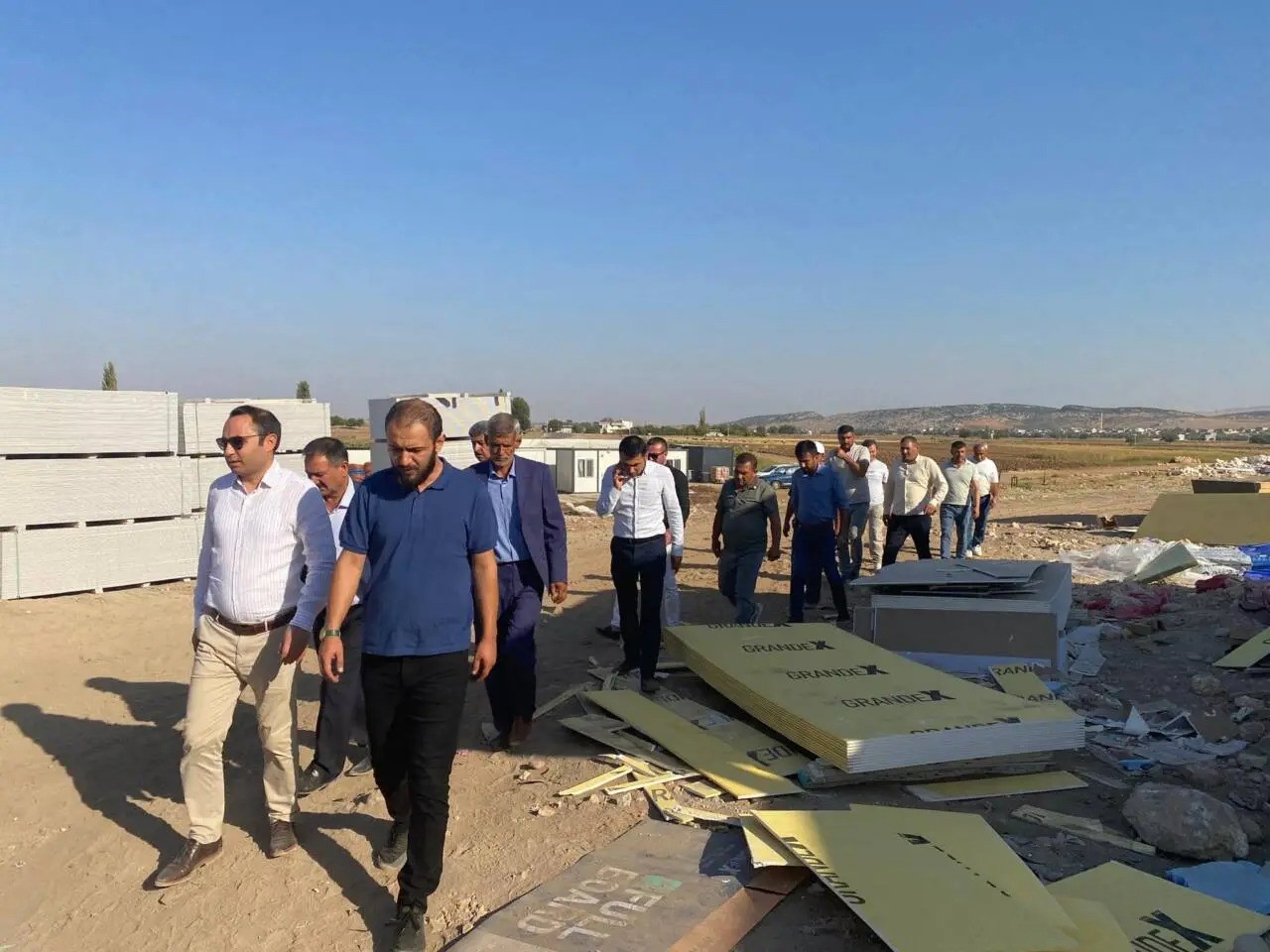 Kaymakam Partal Besni&rsquo;de yatırım incelemeleri yaptı
