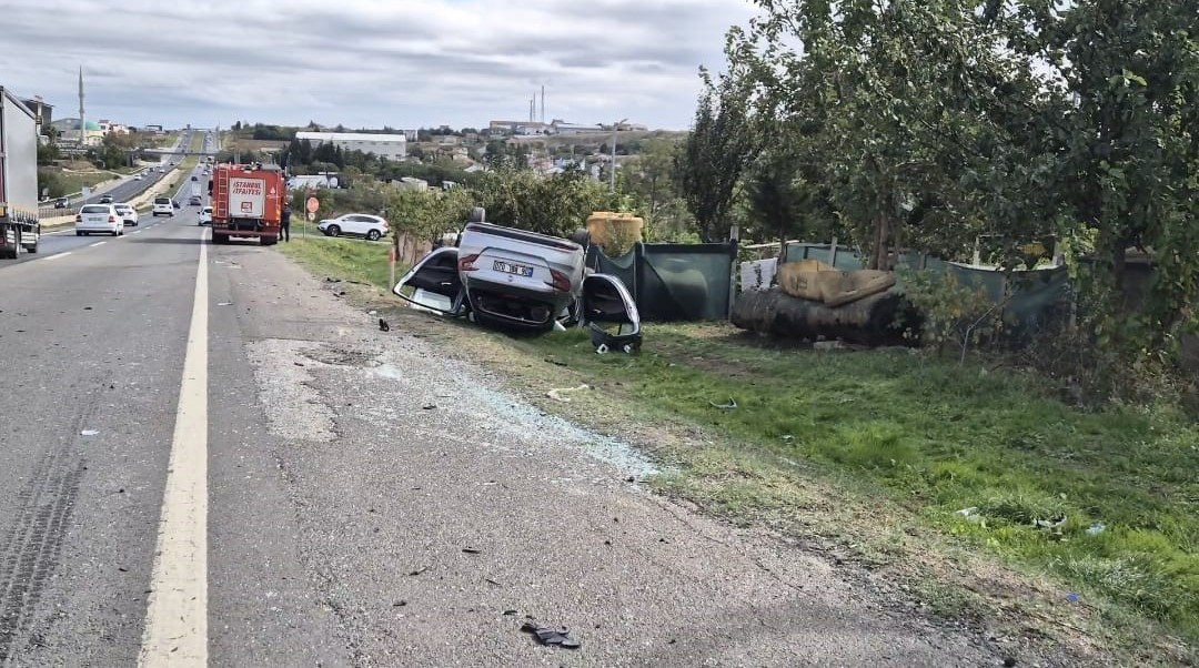 Silivri’de otomobilin takla attığı kaza kamerada