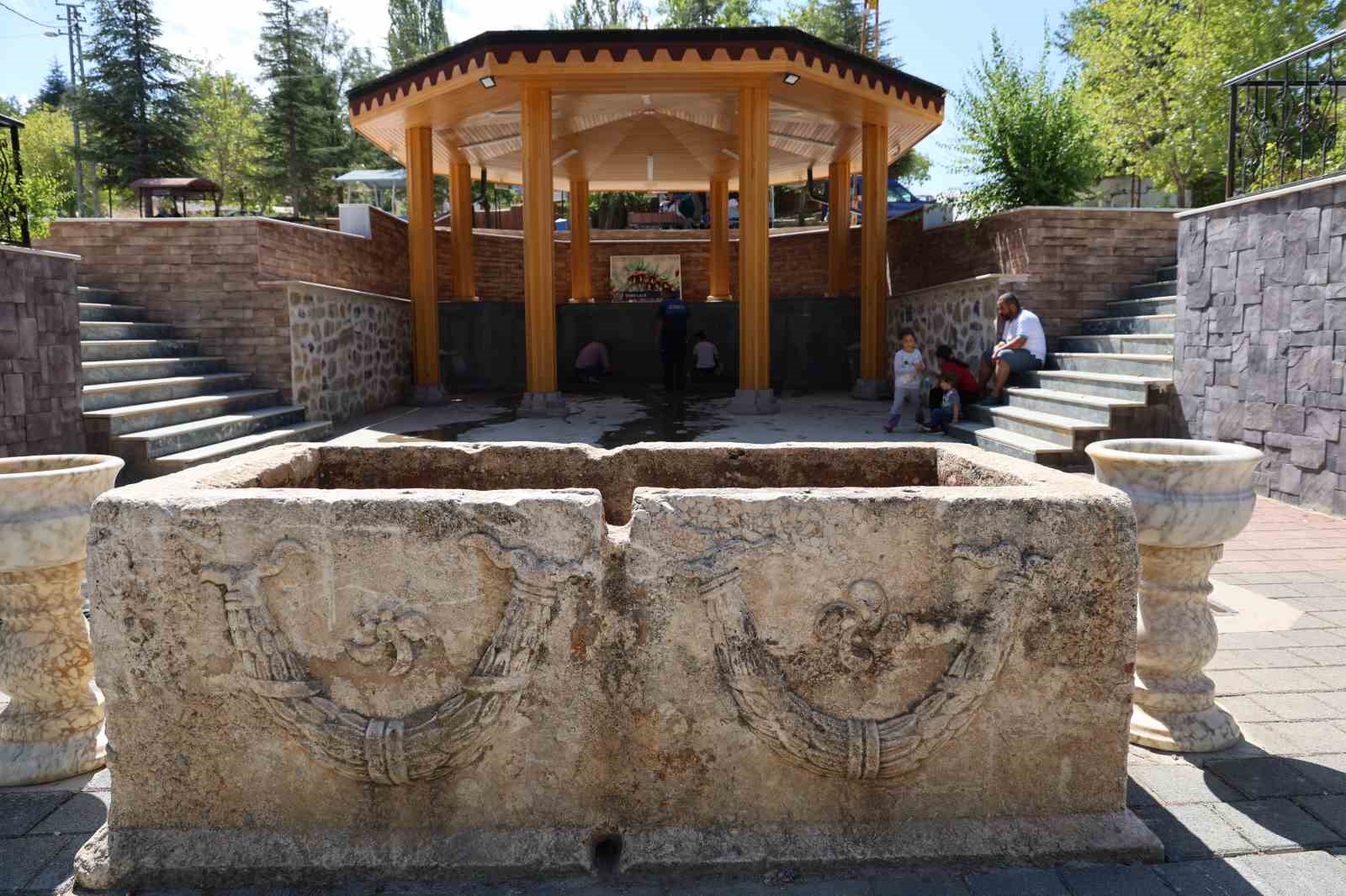 Ekinözü’ndeki acı su şifa dağıtıyor