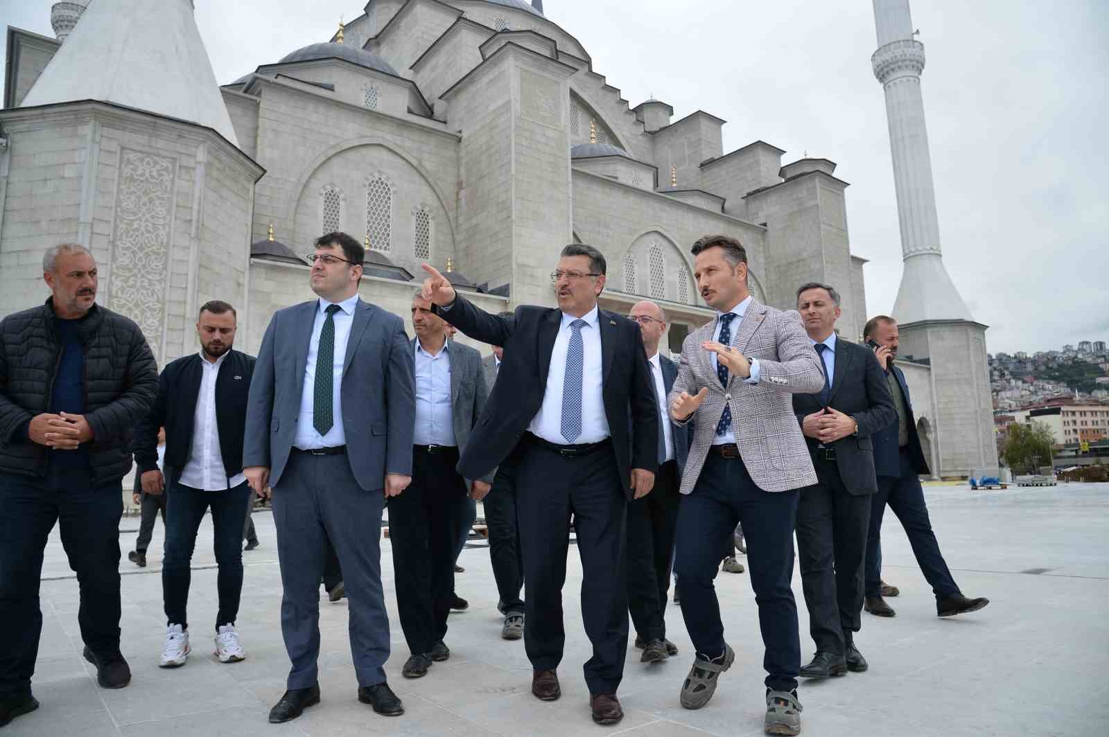 Pazarkapı yeni yıla yetişecek
