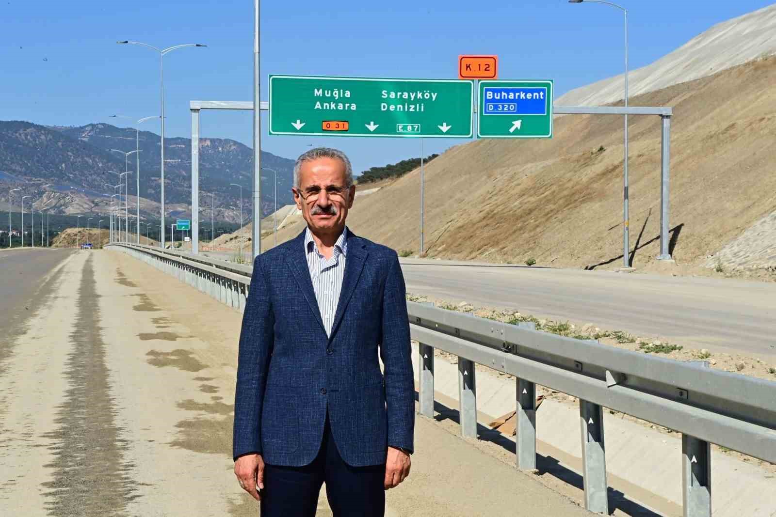 Aydın-Denizli otoyolu 17 Ekim’de trafiğe açılıyor