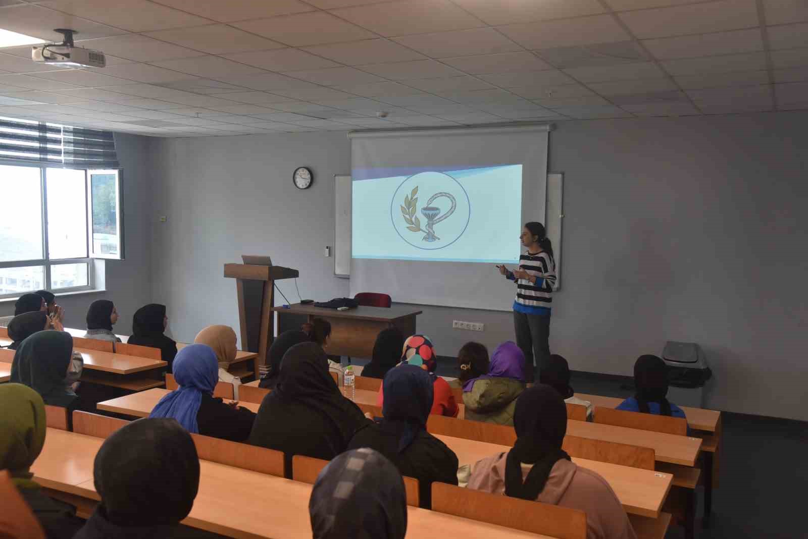 Kız Anadolu İmam Hatip Lisesi’ne Düzce Üniversitesi tanıtıldı