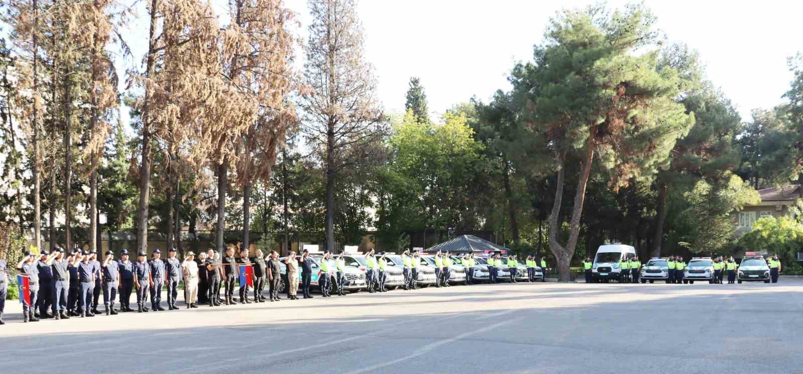 Gaziantep’te otoyol jandarması 22 araçla göreve başladı