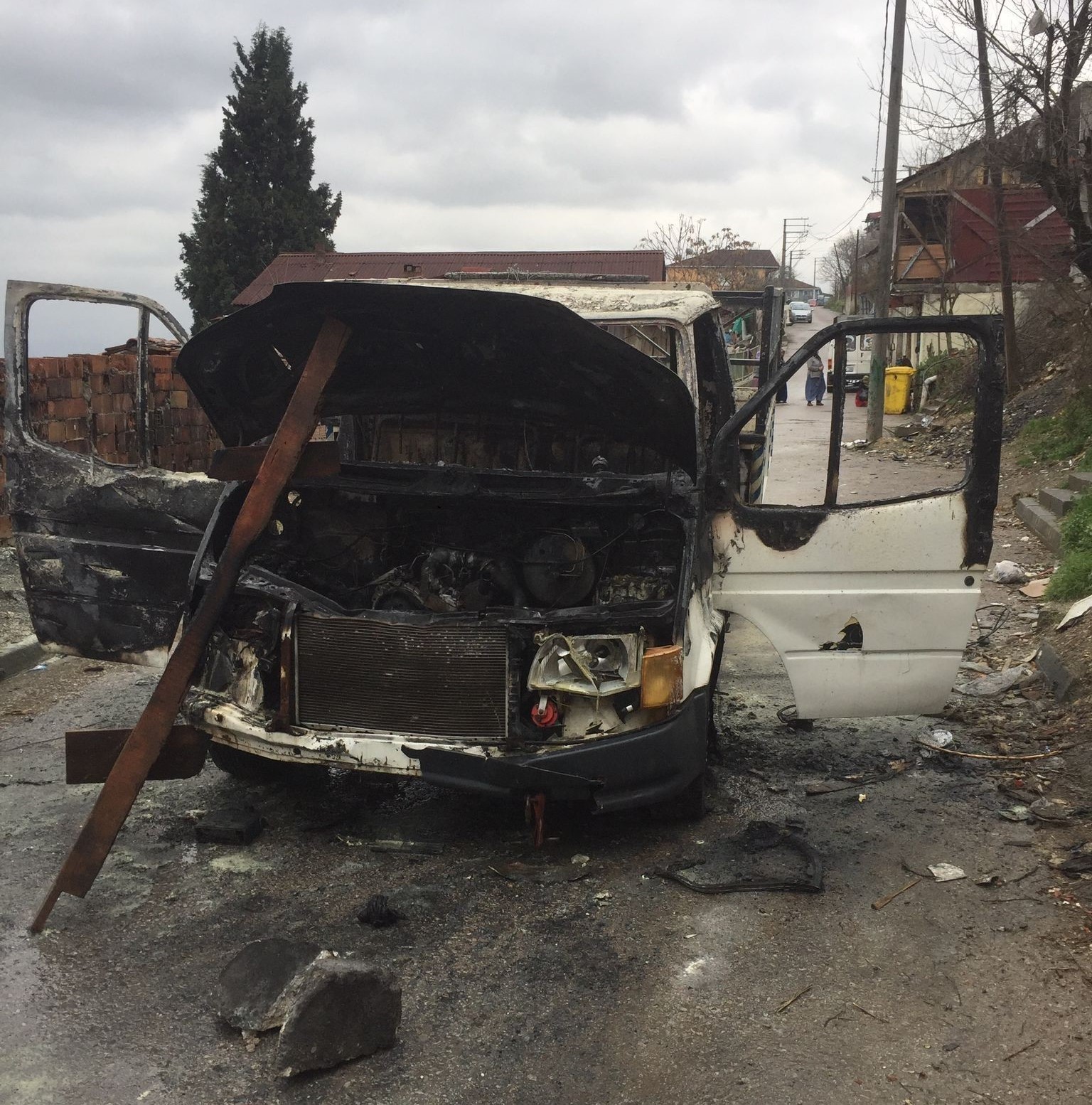 Küfür sebebiyle cinayet işlenmiş, evler kundaklanmıştı: Sanıklar için istenen ceza belli oldu
