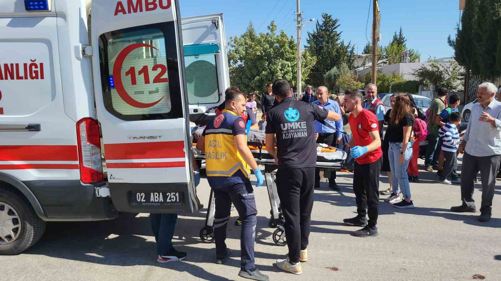 Otomobil bisiklete &ccedil;arptı: 1 yaralı
