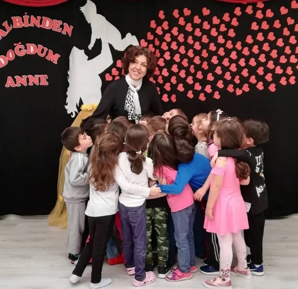 Bilecik’in sevilen ’Müdür Teyzesi’ emekli  oldu