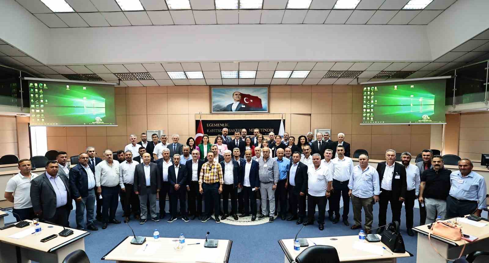 Başkan &Ccedil;avuşoğlu 616 muhtarla bir araya gelecek
