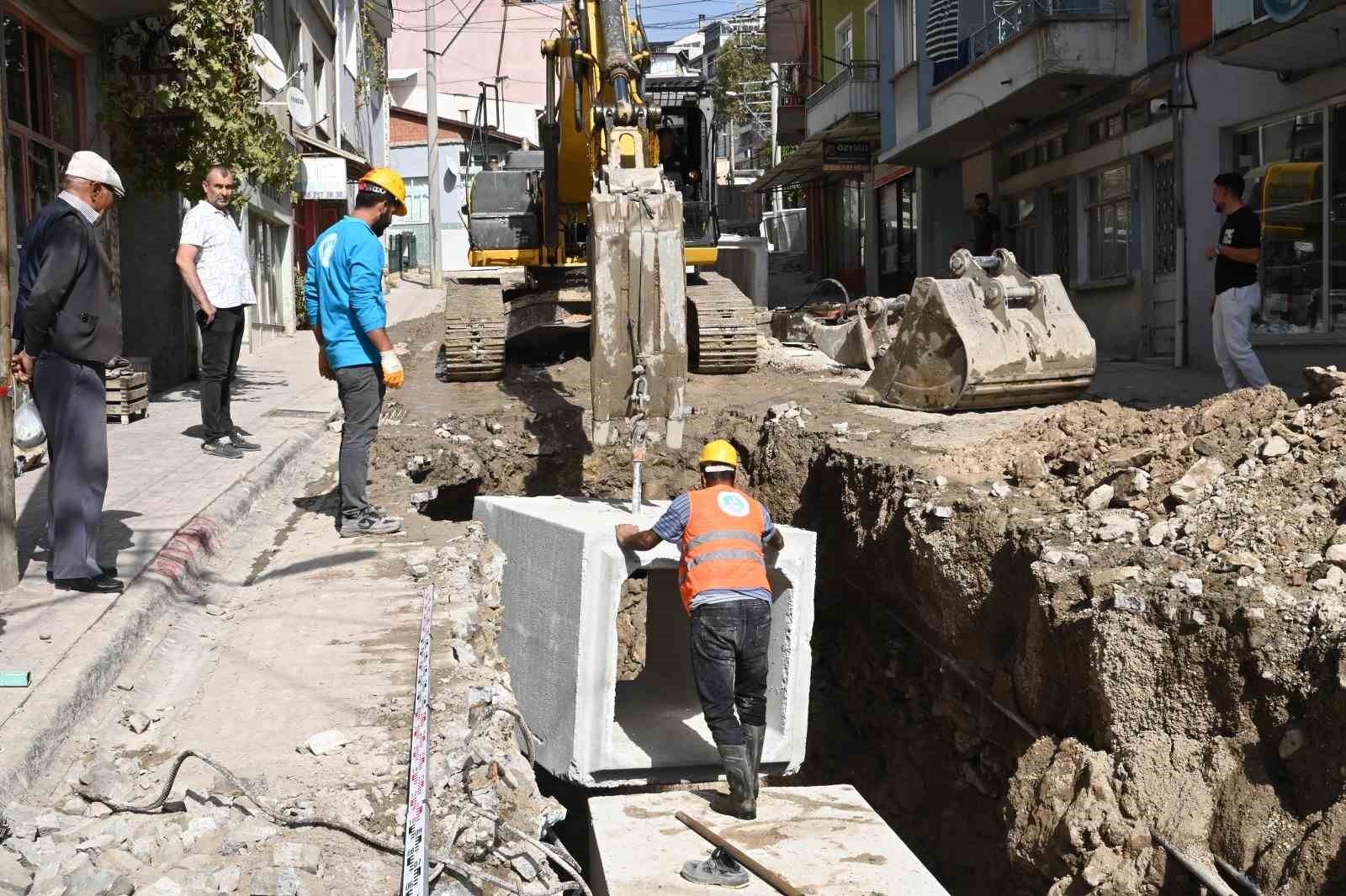 Demirci’de su taşkınlarına son