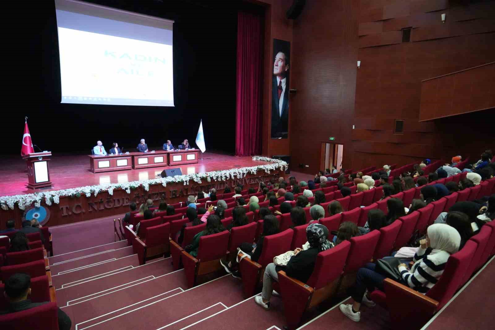 Niğde Ömer Halisdemir Üniversitesi’nde kadın hakları, sorunları ve çözümleri konuşulacak
