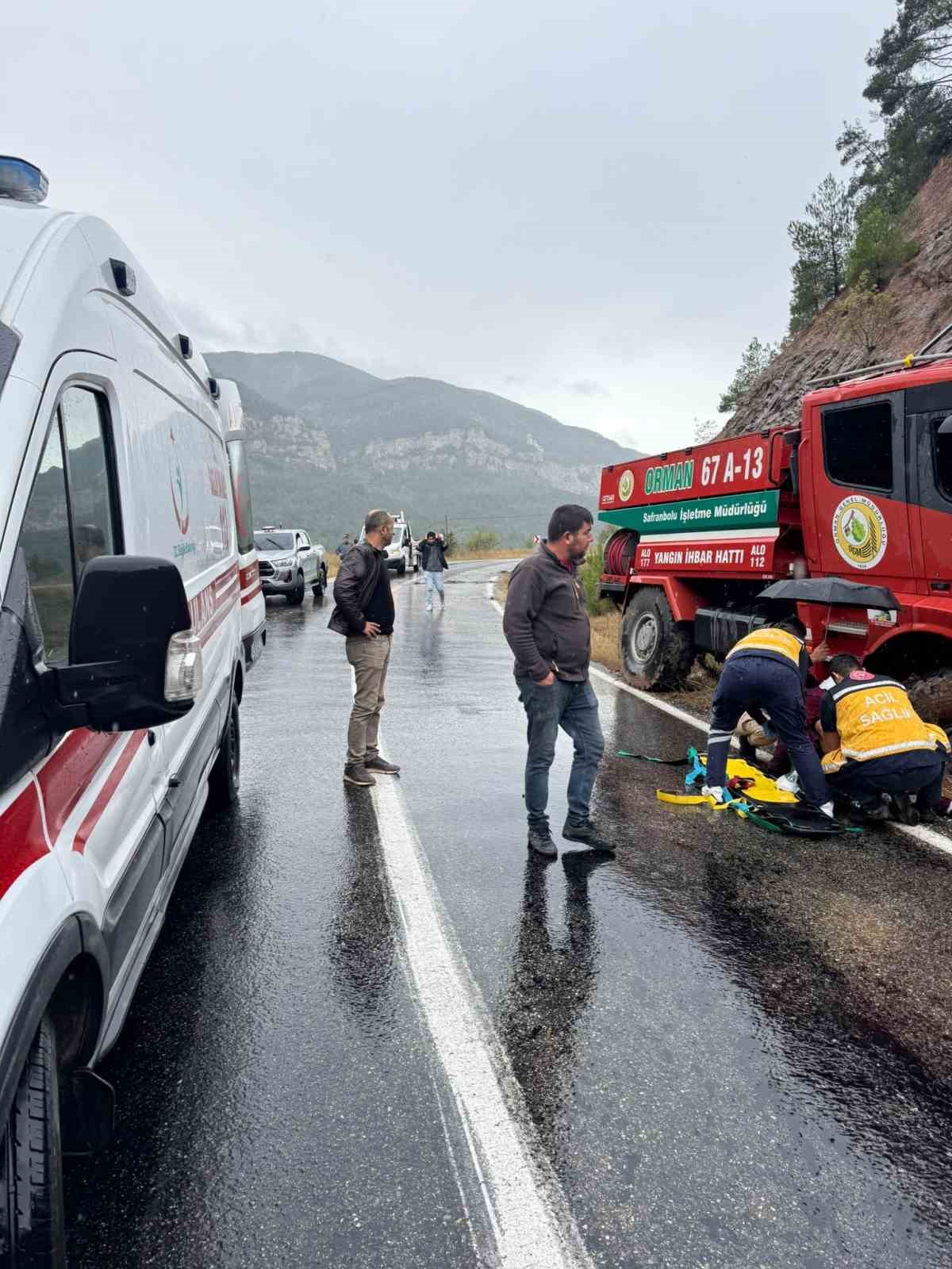 Yangın arazözü yoldan çıktı : 3 yaralı
