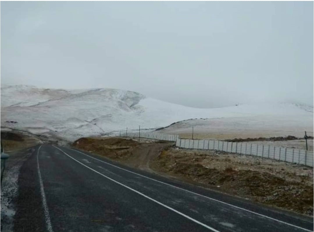 Ardahan’ın yüksek kesimleri beyaza büründü
