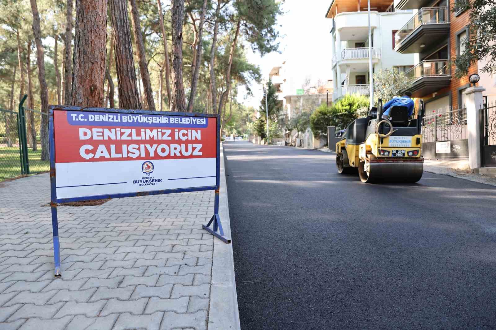 Başkan Çavuşoğlu, asfalt çalışmalarını inceledi
