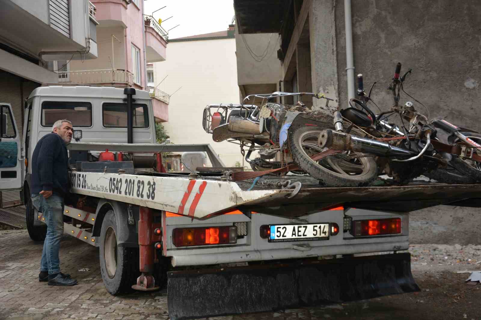 Ordu’da tescilsiz ve yakalaması olan motosikletler ele geçirildi
