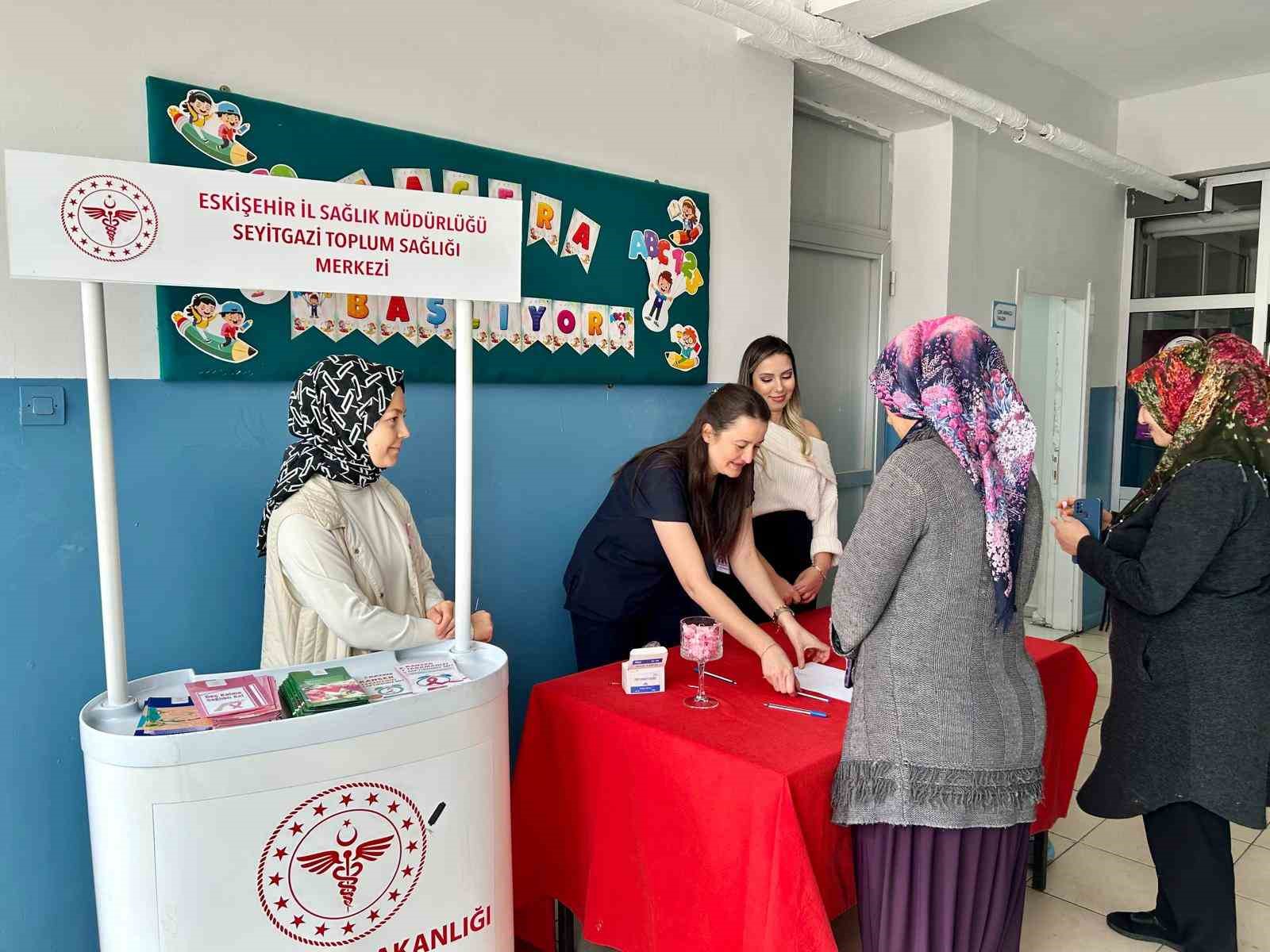 Seyitgazi&rsquo;de &lsquo;Kadın Sağlığı Eğitim Projesi&rsquo; eğitimi d&uuml;zenlendi
