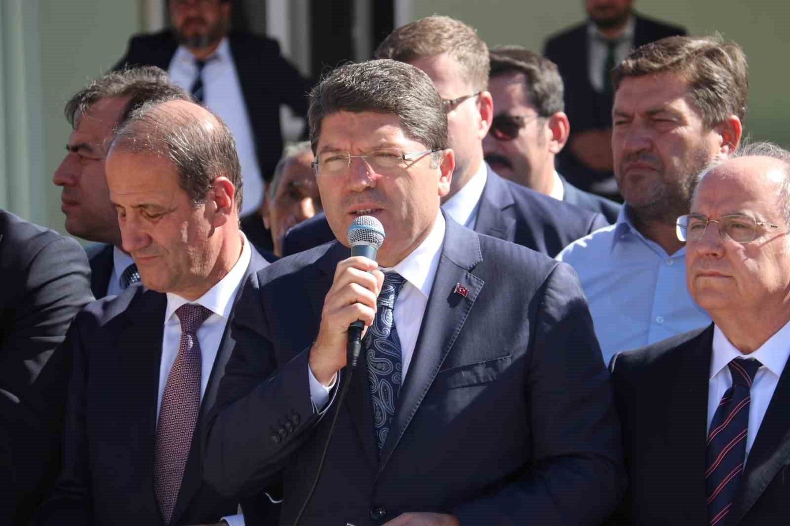 Bakan Tunç, Seydikemer’de cami, eğitim merkezi ve kütüphane açılışlarını gerçekleştirdi