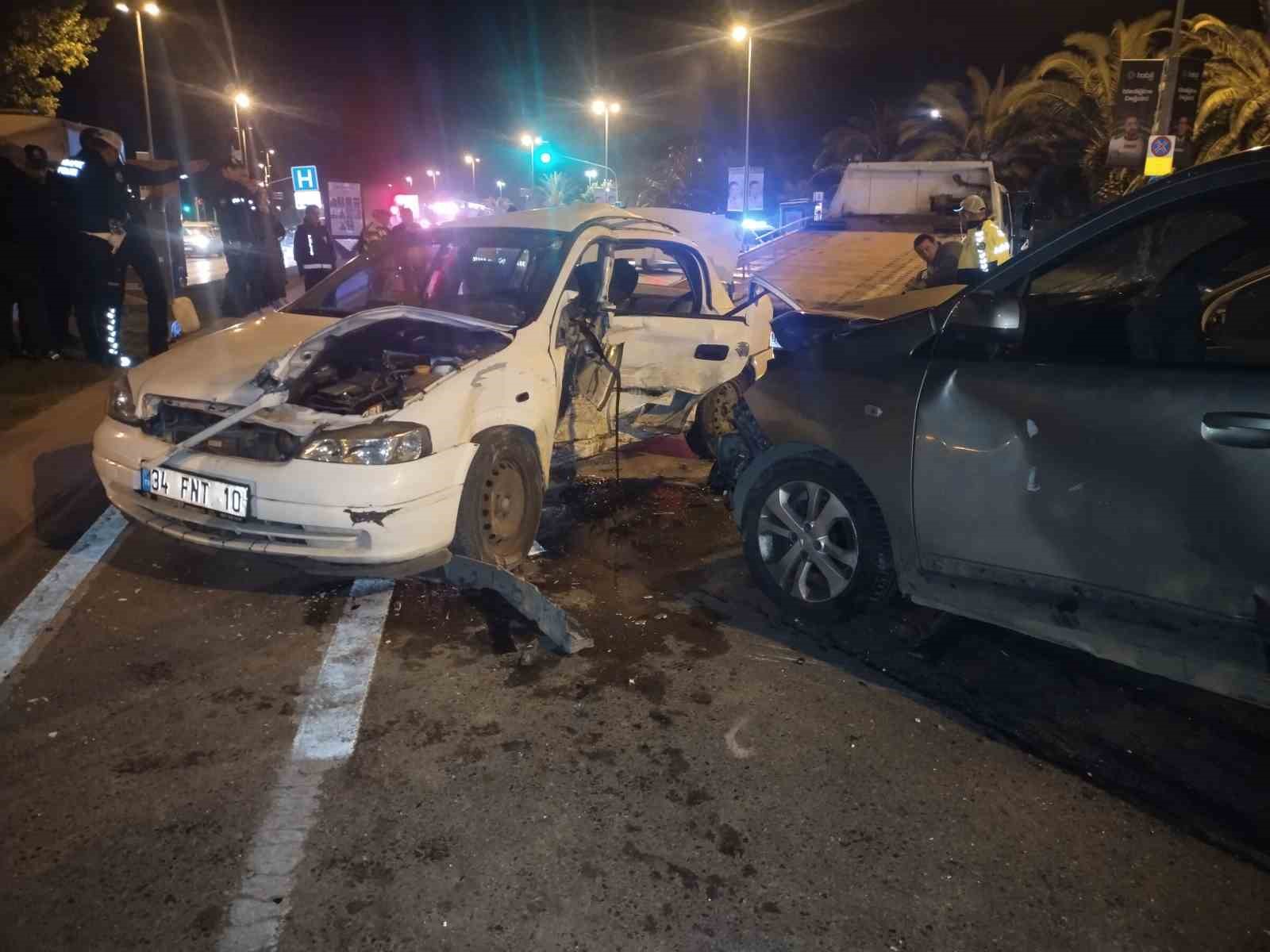 Maltepe’de trafik kazası: 2 yaralı