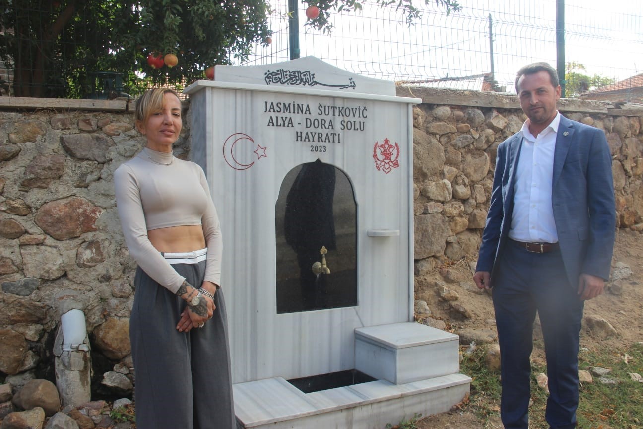 Karadağlı moda tasarımcısı kadın &ccedil;oban &ouml;d&uuml;llendirildi
