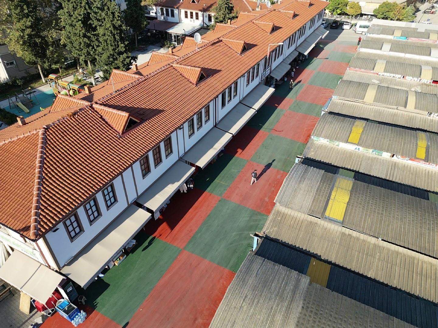 Osmaneli&rsquo;ne kaydırmaz boya ile yol &ccedil;alışması yapıldı

