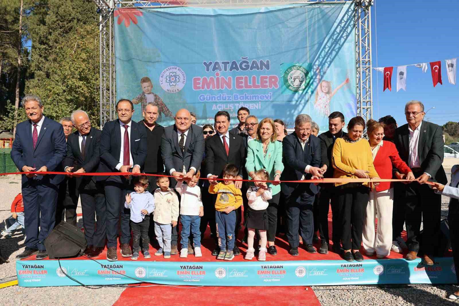 Yatağan Emin Eller Gündüz Bakım Evi hizmete açıldı