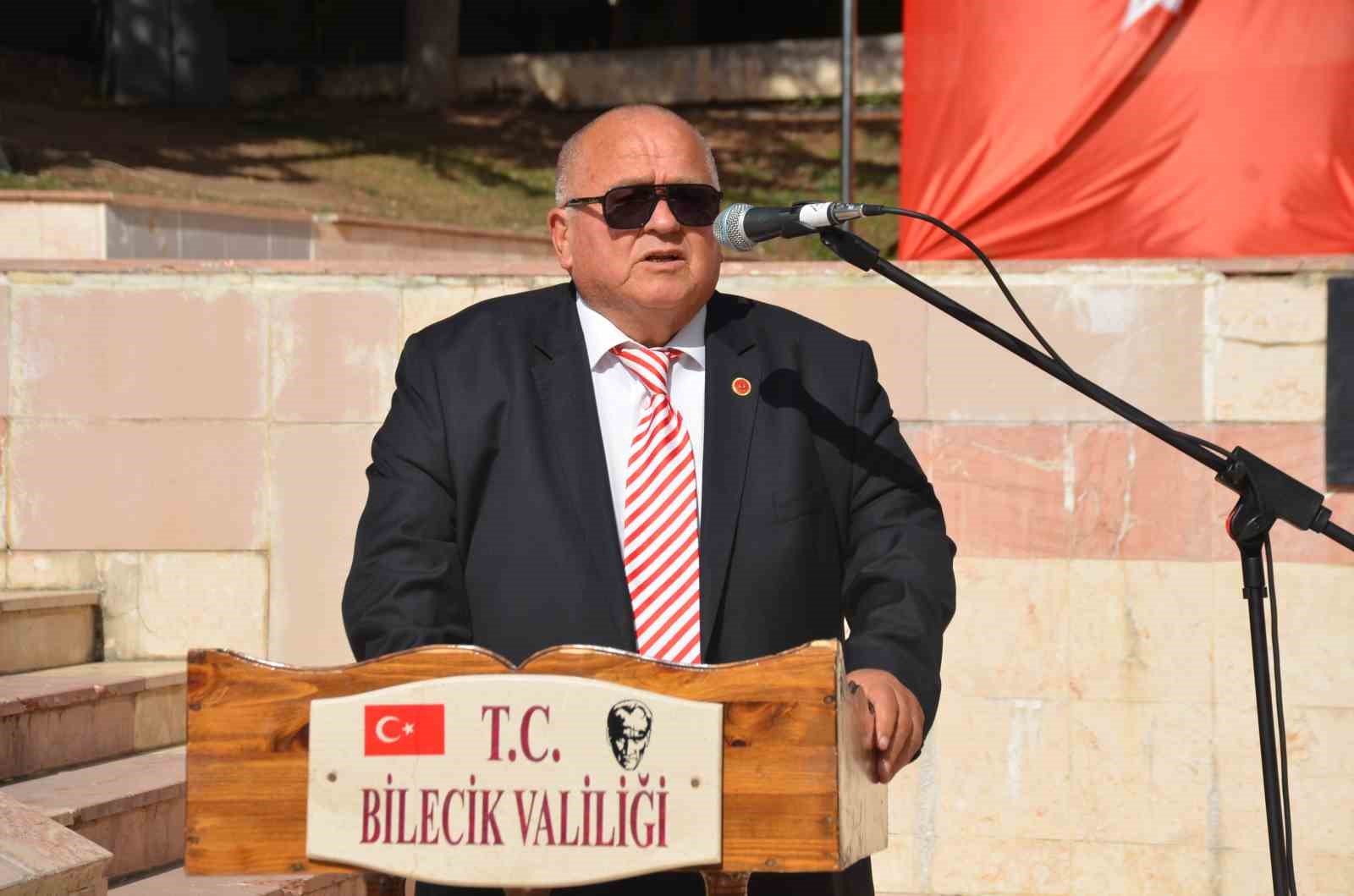 Bilecik’te ‘19 Ekim Muhtarlar Günü’ kutlandı