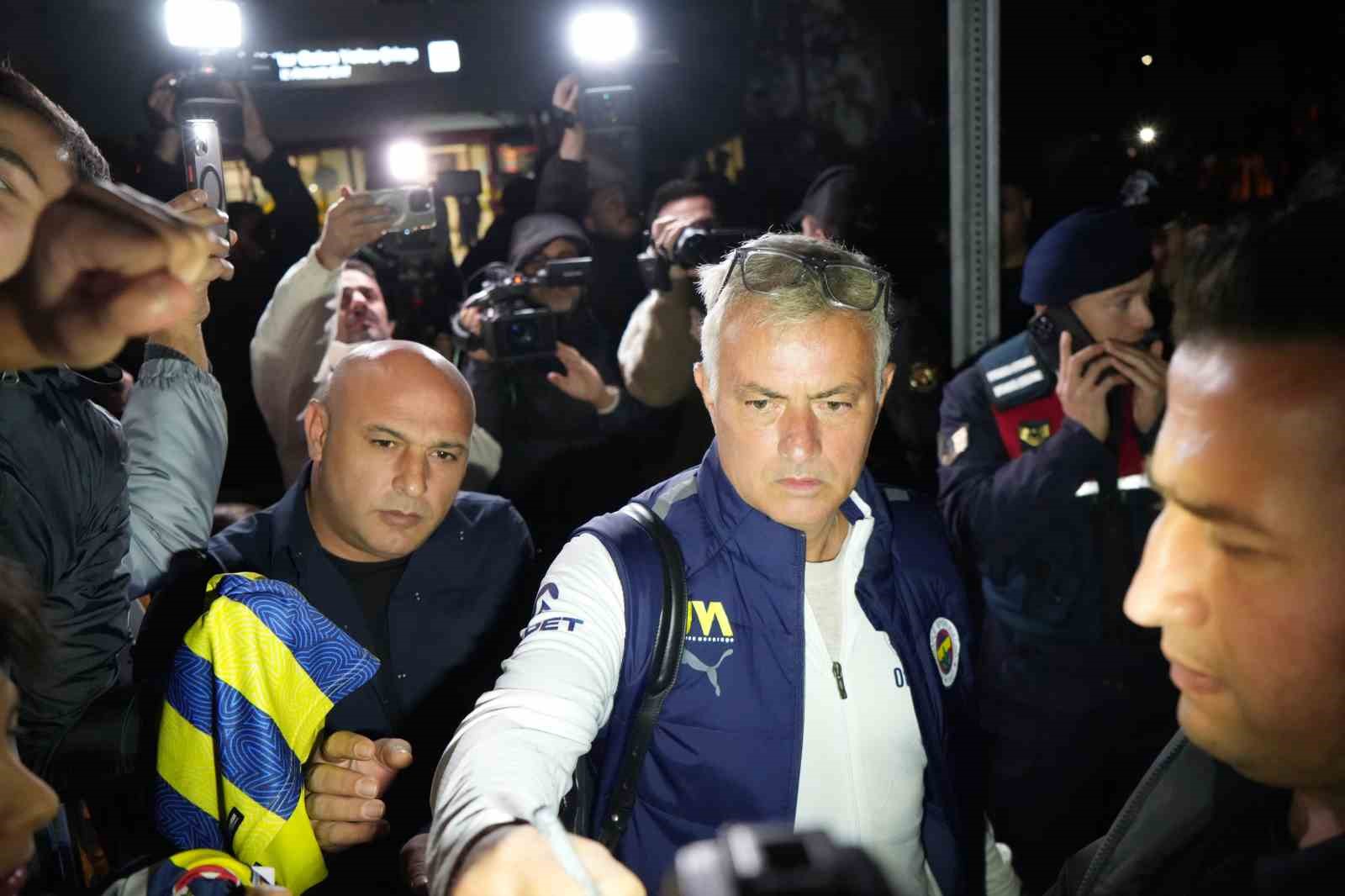 Fenerbahçe, Samsun’da coşkuyla karşılandı