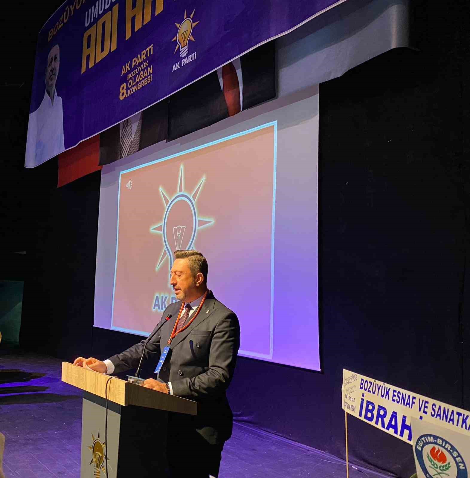 AK Parti Boz&uuml;y&uuml;k İl&ccedil;e Başkanlığında kongre heyecanı

