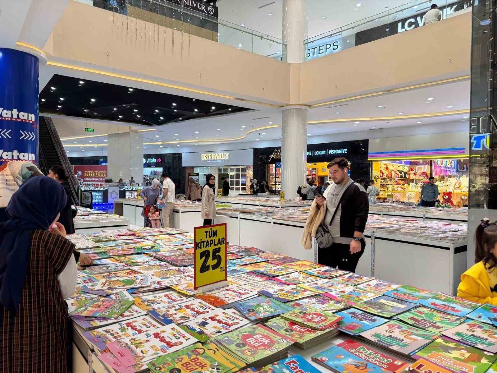 Mardian Mall’da 8’ci kitap fuarı başladı
