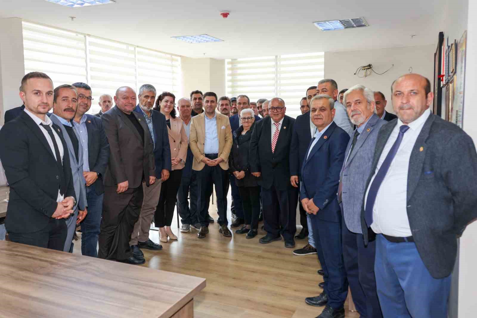 Vali Ayg&ouml;l&rsquo;den Muhtarlar Derneğine ziyaret
