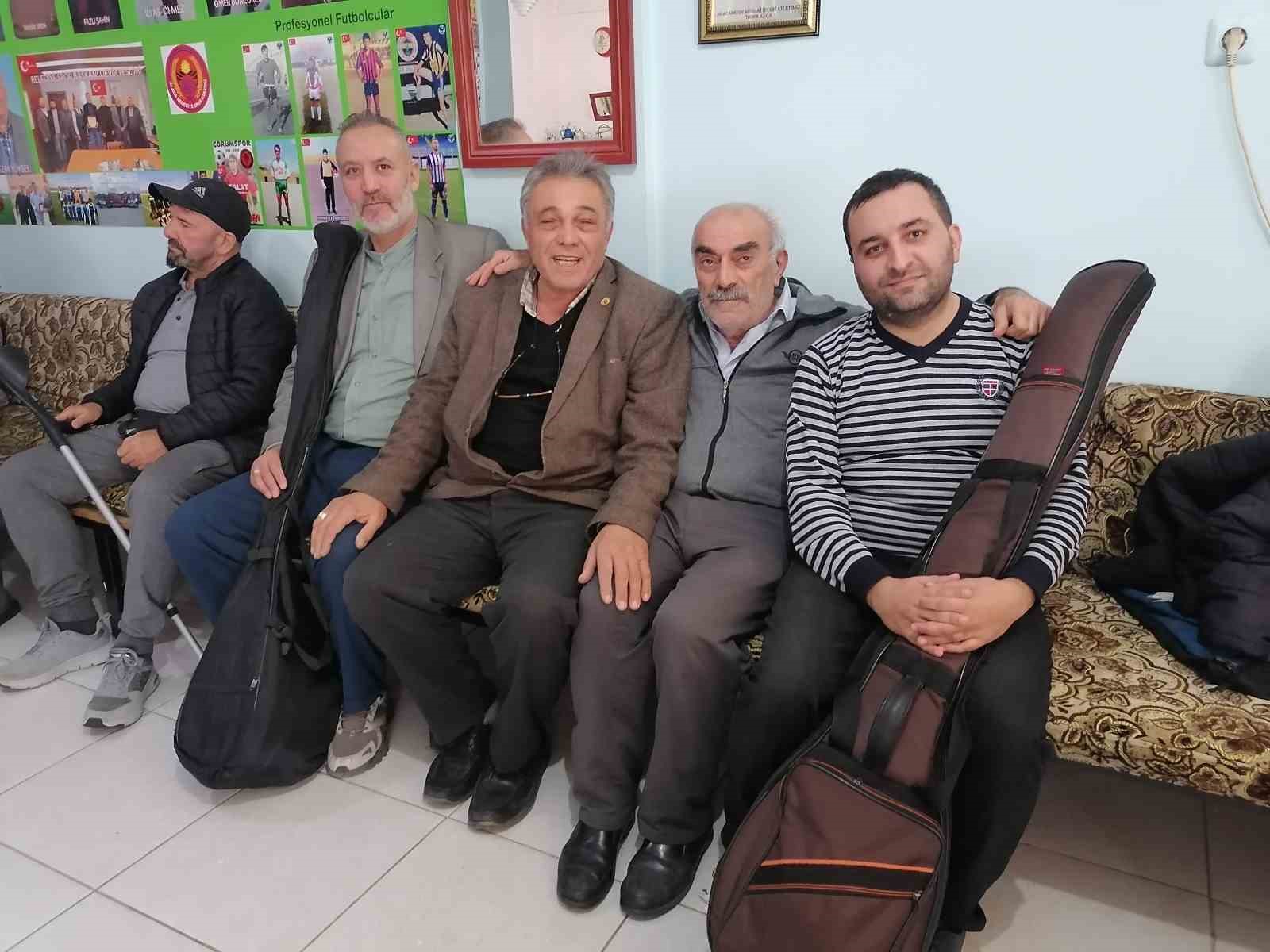 Aşıkların atışması mest etti
