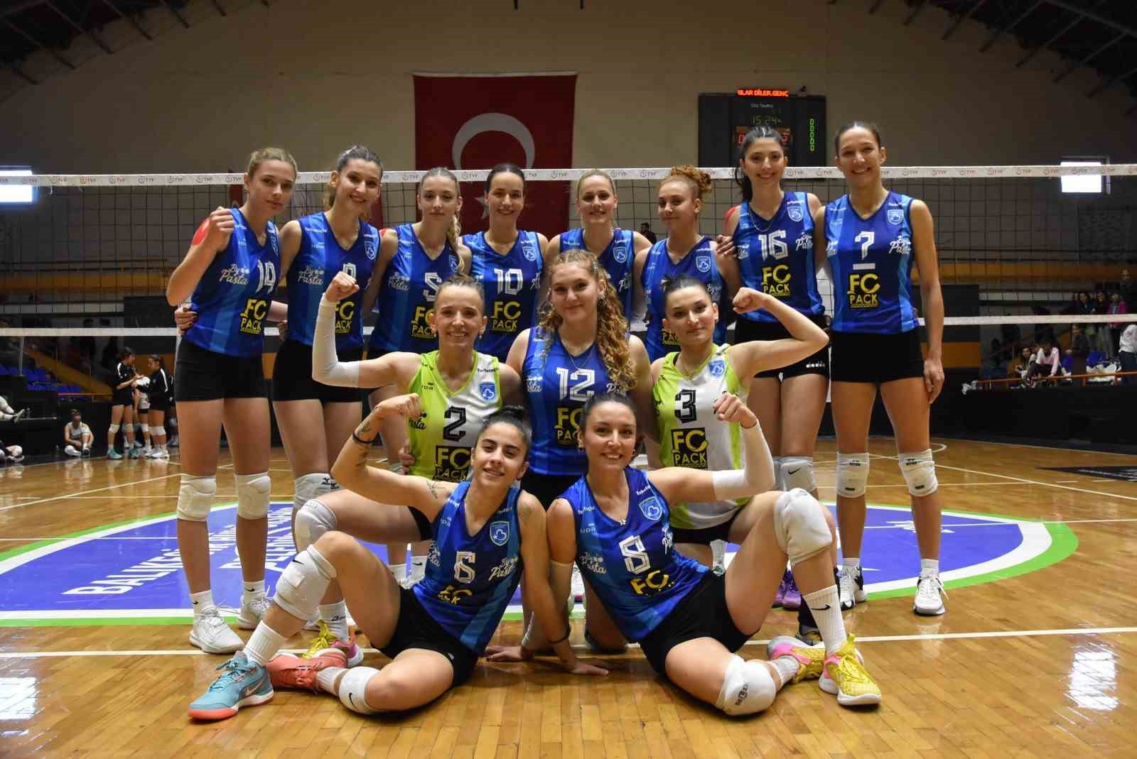 TVF 2. Lig: Balıkesir B&uuml;y&uuml;kşehirspor: 3 - Yeşil Bayrami&ccedil;: 0
