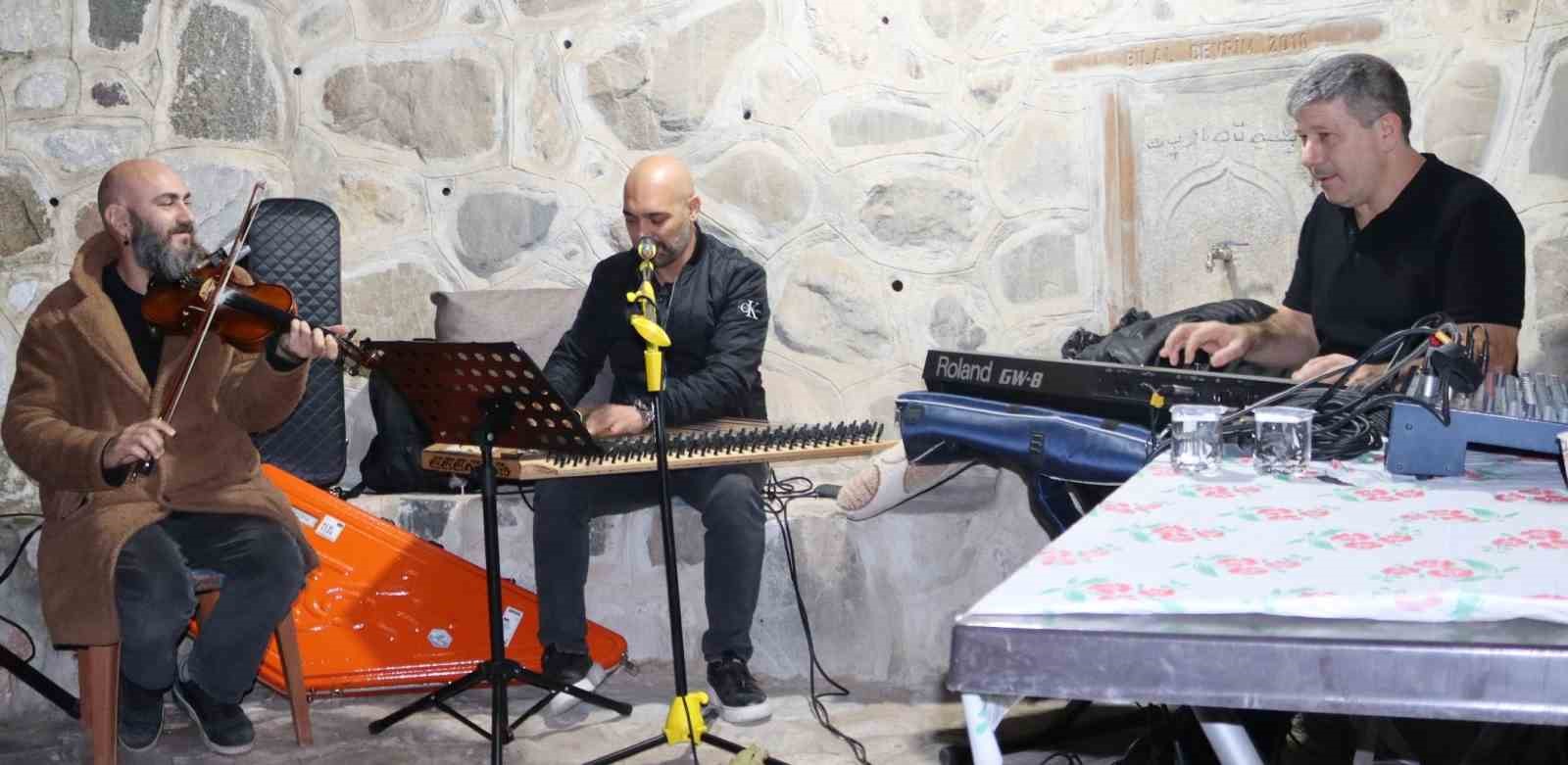 &Ccedil;ekya&rsquo;dan Osmancık&rsquo;a damat geldi
